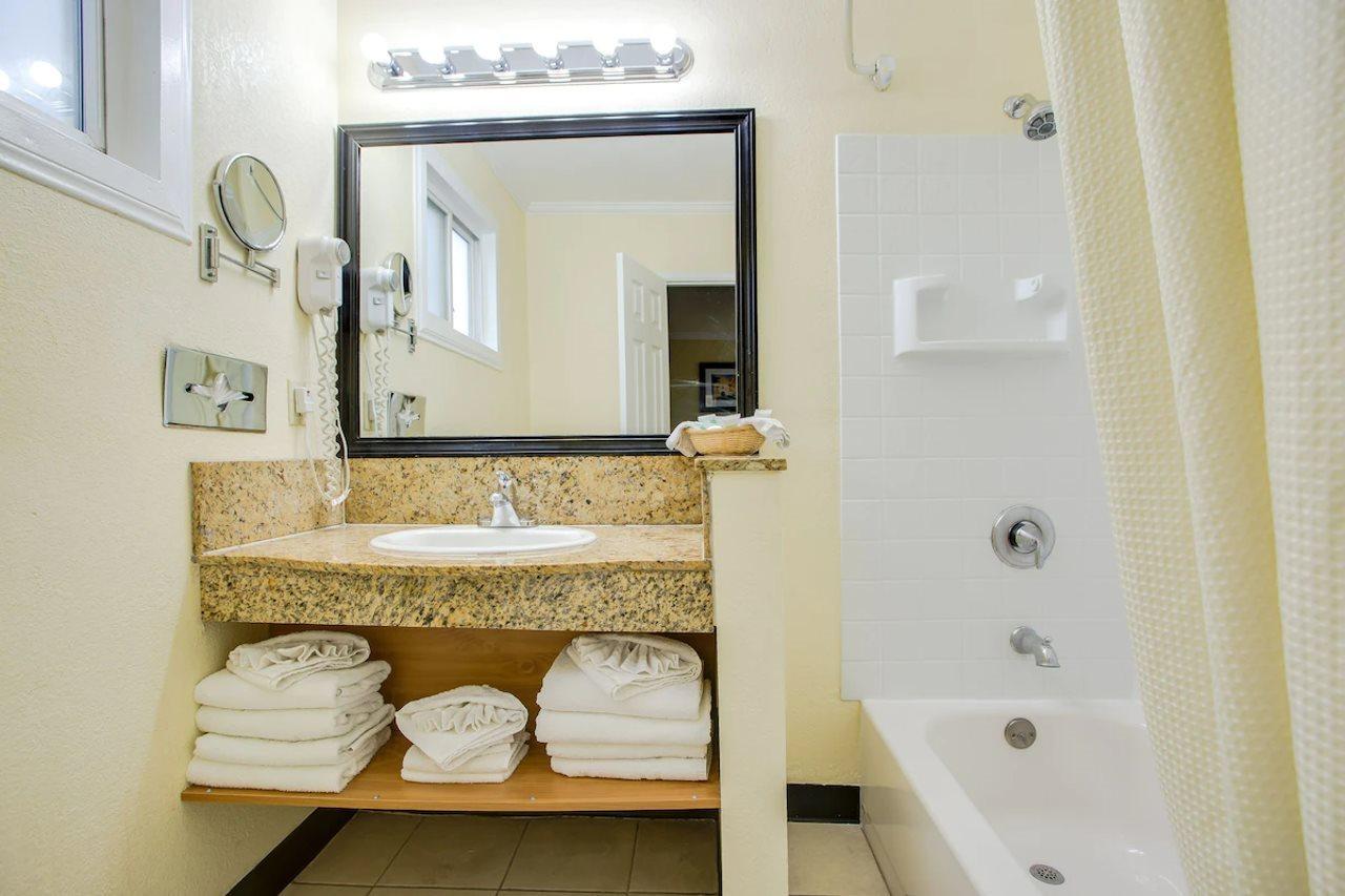 Best Inn & Suites Buena Park Esterno foto