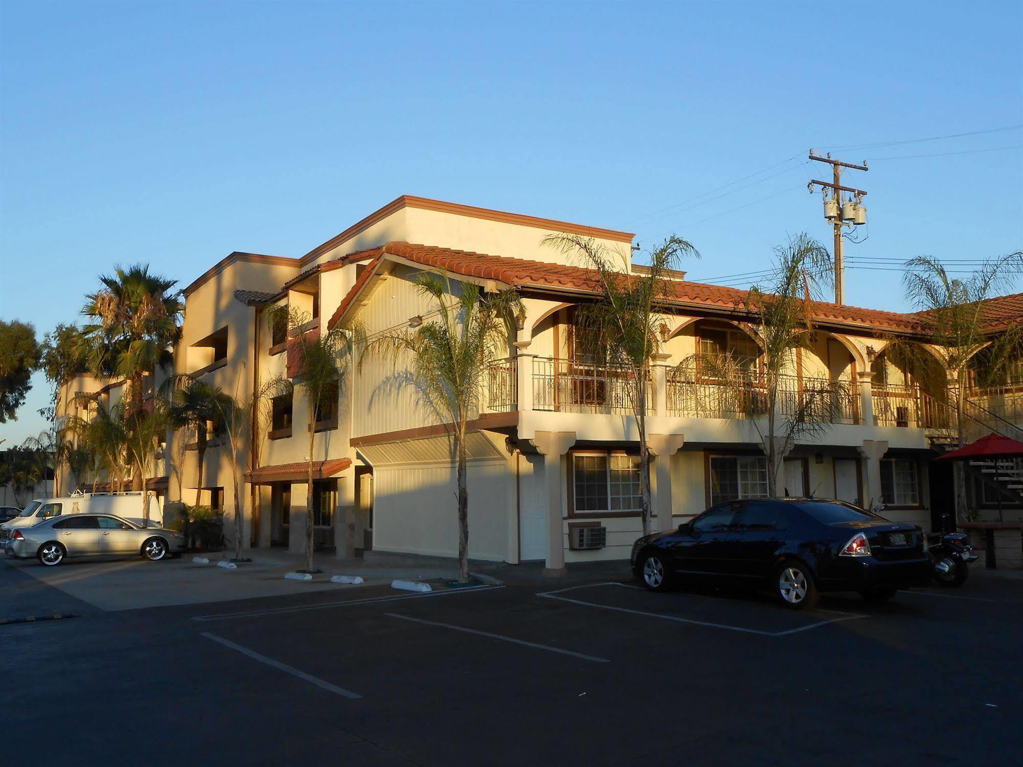 Best Inn & Suites Buena Park Esterno foto