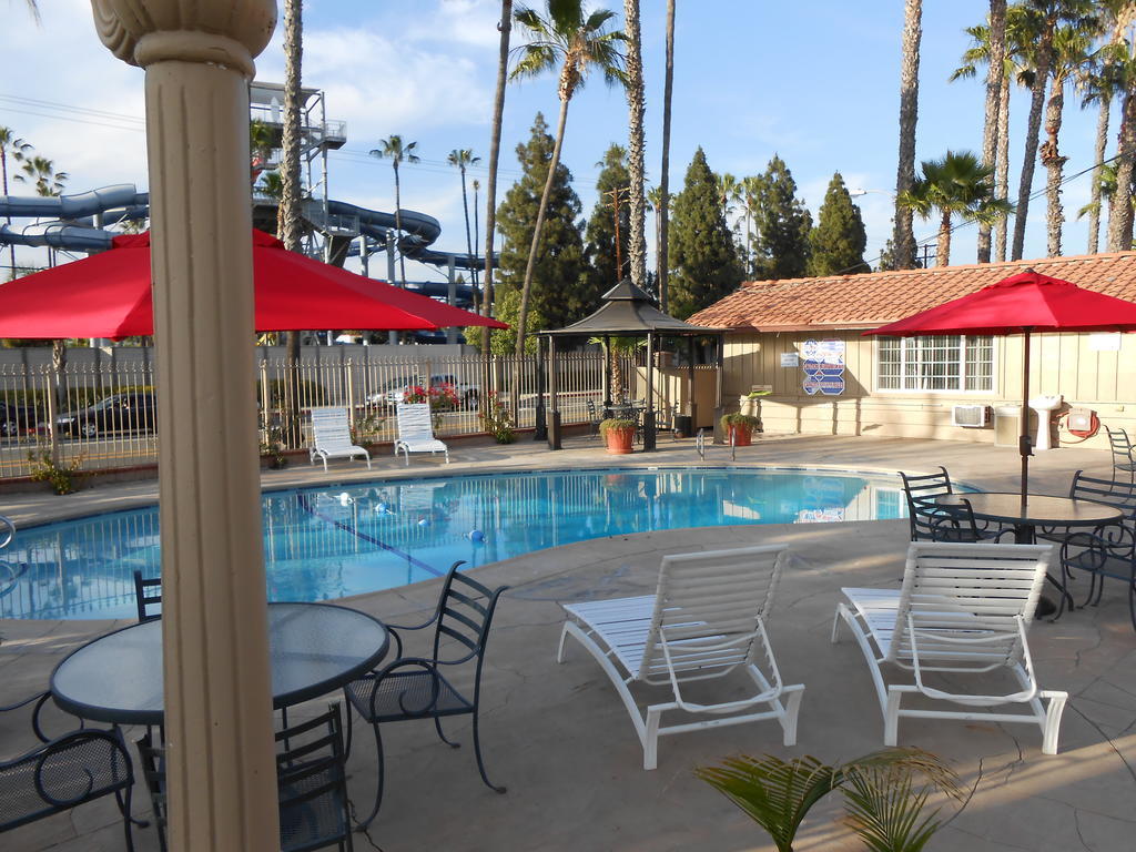 Best Inn & Suites Buena Park Esterno foto